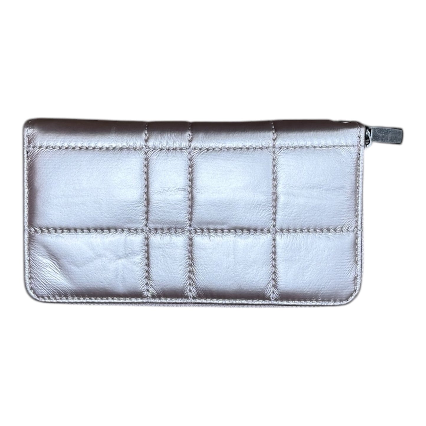 Metallic effect wallet/purse with bracelet